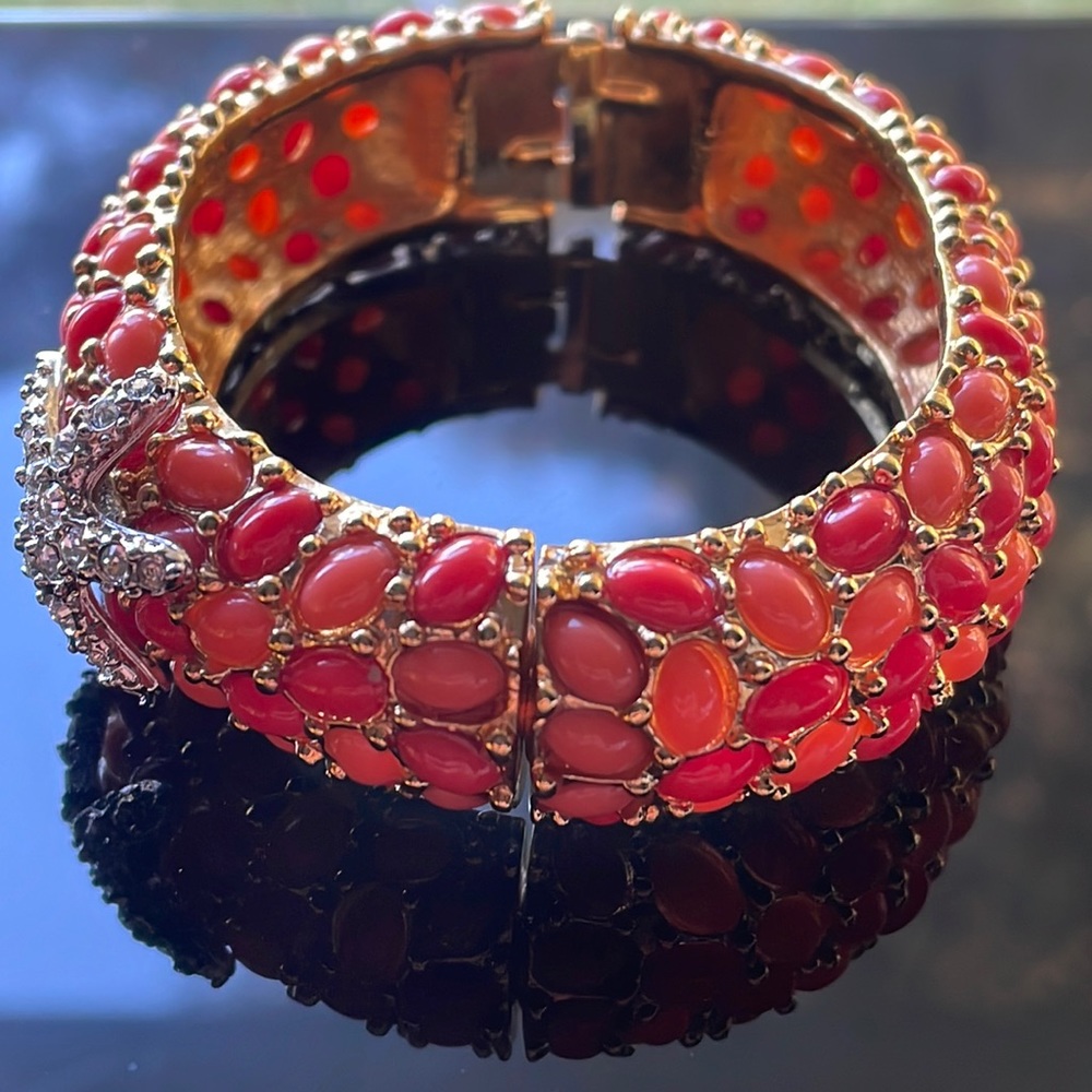KENNETH JAY LANE Signed Starfish Bracelet - Picture 3 of 9